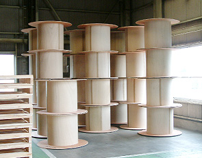 ベニヤドラムの生産工程